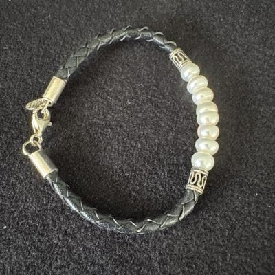 Sterling Silver .925, Pearl, leather Bracelet