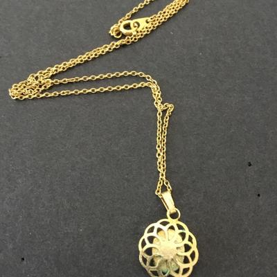 Vintage moonstone dainty pendant necklace