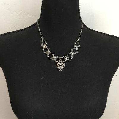 Beautiful Silver-tone necklace