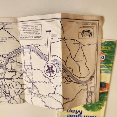 Sale Photo Thumbnail #427: This auction lot is for Two Vintage Maps.  One is a Gulf Oil Map of Louisville with a date of 1969 and an undated regional map from Texaco.  See photos for condition - they have been used.