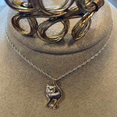 12k & 925 cat pendant and chain with wire bracelet