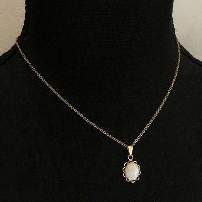 Beautiful vintage necklace