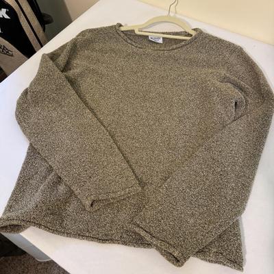 Colombia, Ex Officio and Royal Robbins Clothing M-L (GB1-TF)