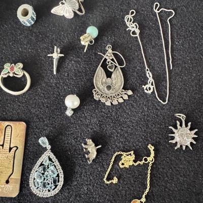 Sterling Silver .925 Smalls lot - Broken/Scrap
