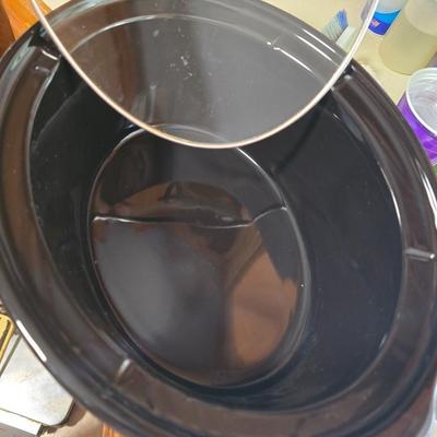 Crockpot brand slow cooker