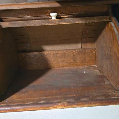 Bread box