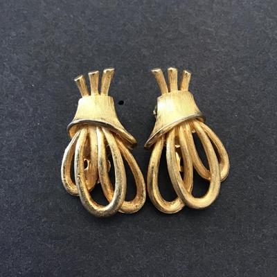 Vintage clip on earrings