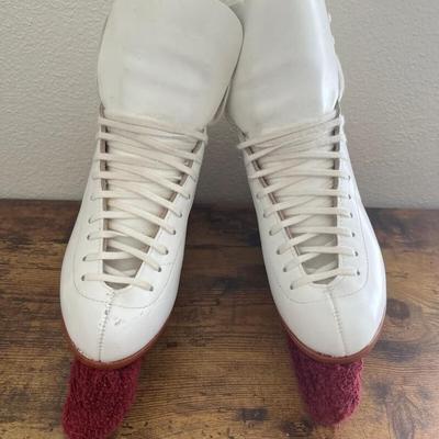 Reidell figure skating boots
