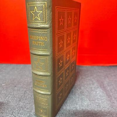 Lot 154 keeping the faith signed edition by Jimmy Carter