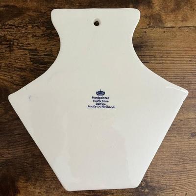 Holland hand painted wall pocket