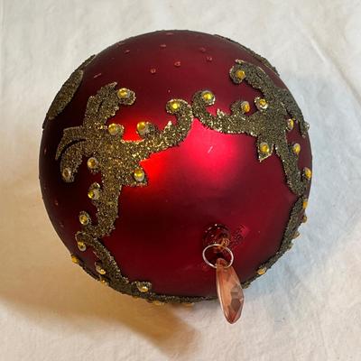 Lot 426 Disney Ornament