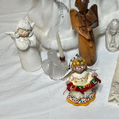 Lot 427 Angels lot