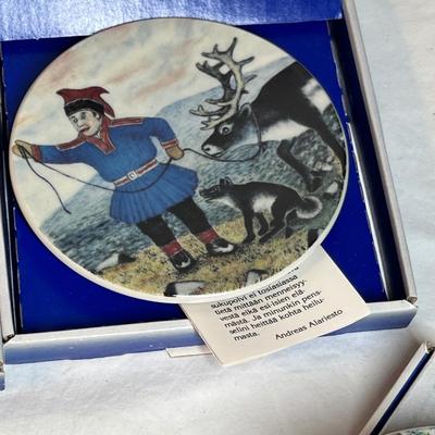 Lot 442 Collectors plates