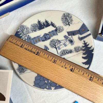 Lot 442 Collectors plates