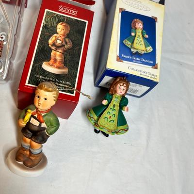 Lot 444 Hallmark Ornaments
