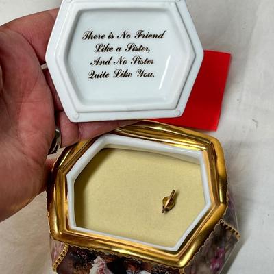 Lot 447 Music box