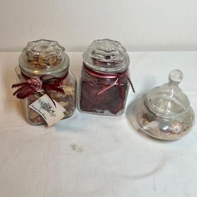 Lot 451 3 jars