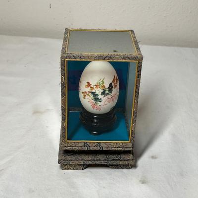 Lot 458 Oriental egg in box