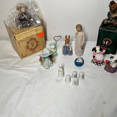 Lot 459 Figurine assortment