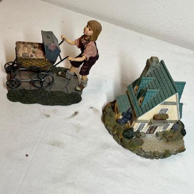 Lot 457 Figures