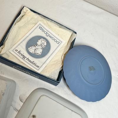 Lot 460 Trays