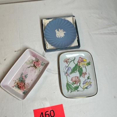 Lot 460 Trays