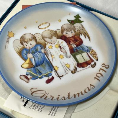 Lot 461 Hummel Plates