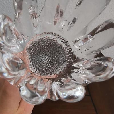 Vintage sunflower glass candle holder