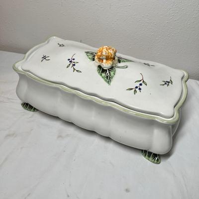 Lot 463 Princess House box