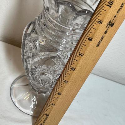 Lot 465 Antique Crystal vase