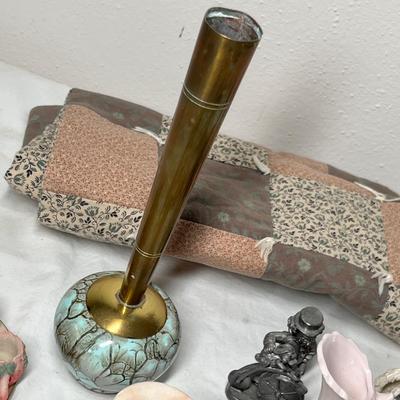 Lot 470 Religious decor