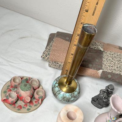 Lot 470 Religious decor