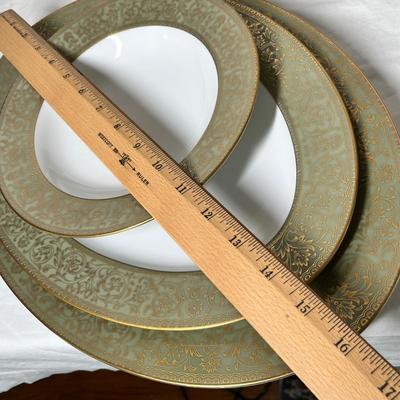 Lot 473 Sango China Verailles Set