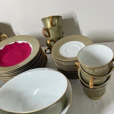 Lot 473 Sango China Verailles Set