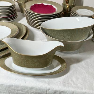 Lot 473 Sango China Verailles Set