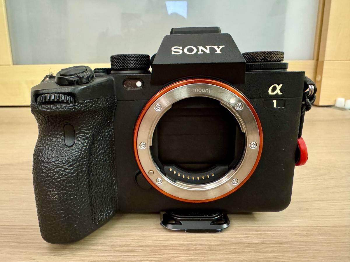 Sale Photo Thumbnail #7: Resolution: 50.1 MP full-frame stacked Exmor RS sensor for stunning image quality.
• Speed: 30 FPS continuous shooting with no blackout—capture every moment without missing a beat.
• Video: 8K 30p and 4K 120p video recording for cinematic projects.
