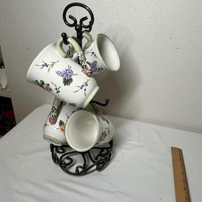 Lot 484 Princess House mug set