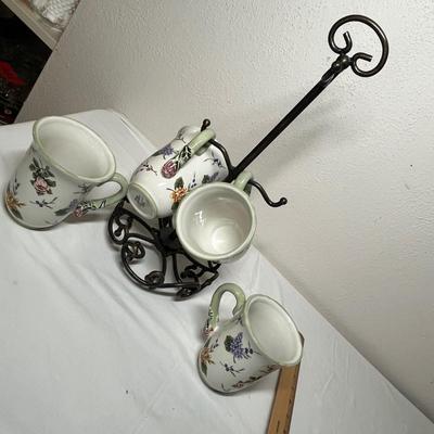 Lot 484 Princess House mug set