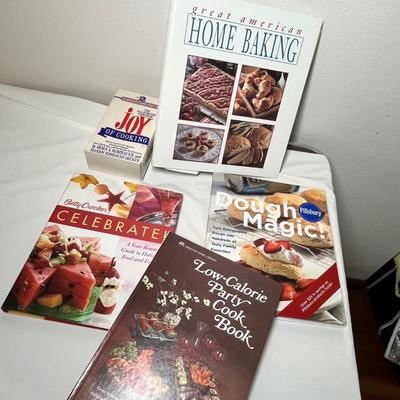 Lot 490 Cook books Lot #1
