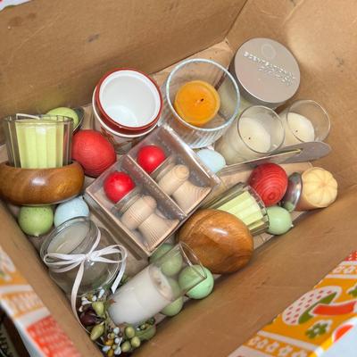 Lot 502 Box of candles & other