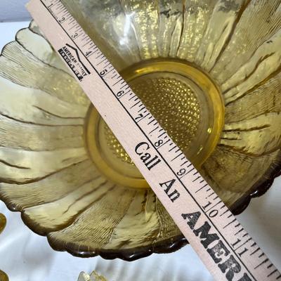 Lot 505 Amber glass lot