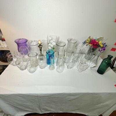 Lot 511 Vases