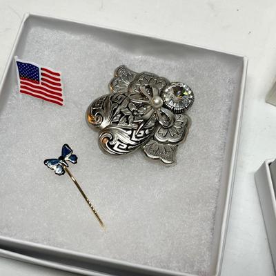 Lot 512 Lot #1 jewery Angels