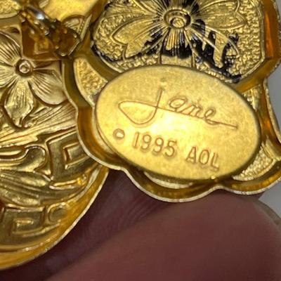 Lot 512 Lot #1 jewery Angels