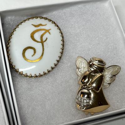 Lot 512 Lot #1 jewery Angels