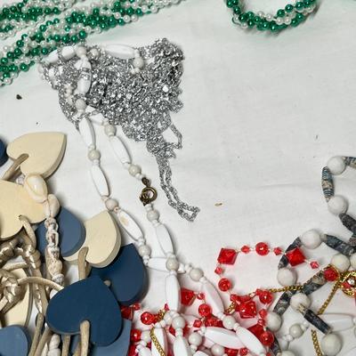 Lot 513 Lot #2 Jewelry