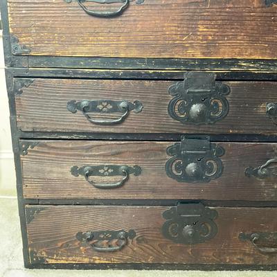 M274 Japanese Tansu Chest Mobile Storage Cabinet