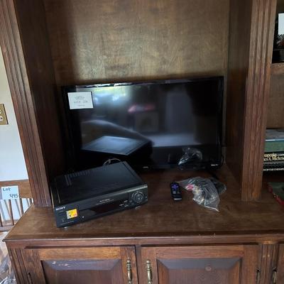 M278 ONN 31" Television with Sony VHS Player