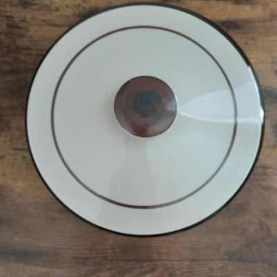 Arabia casserole dish