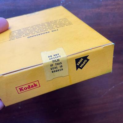 M281 Telectro & Filmo Auto Load Bell Film Camera From Bell & Howell Company